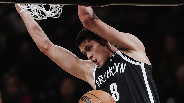 "Бруклин" проиграл "Чикаго" в матче НБА, Демин набрал 11 очков