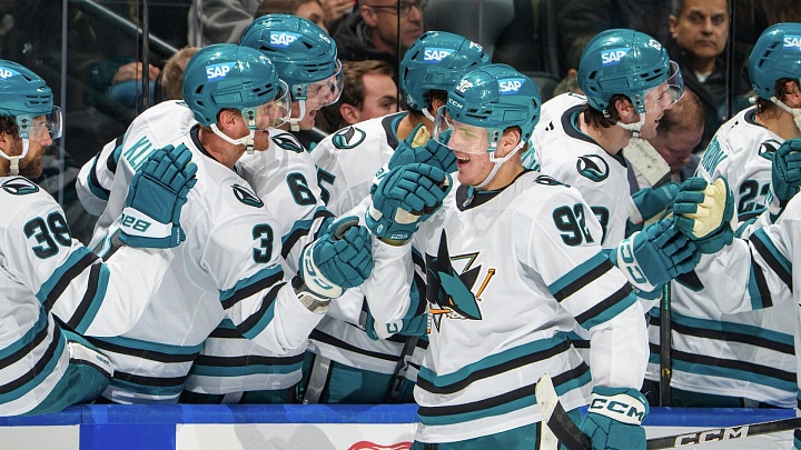 Гол и ассист Чернышова помогли "Сан-Хосе" обыграть "Нэшвилл" в матче НХЛ