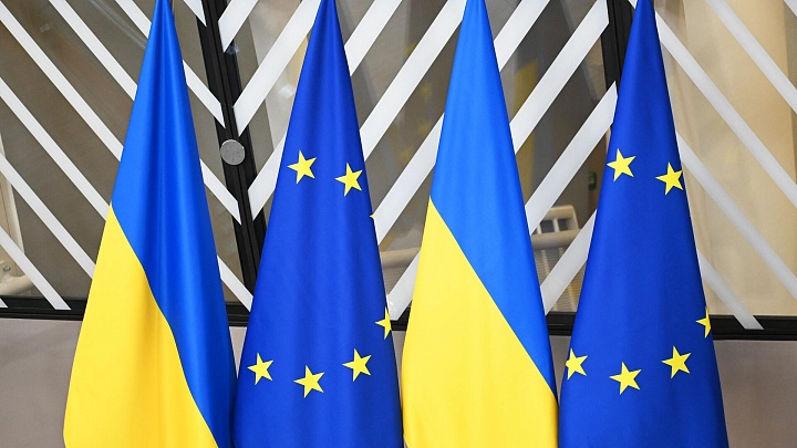 Европа нацелила Киев на усиление атак против России — СВР